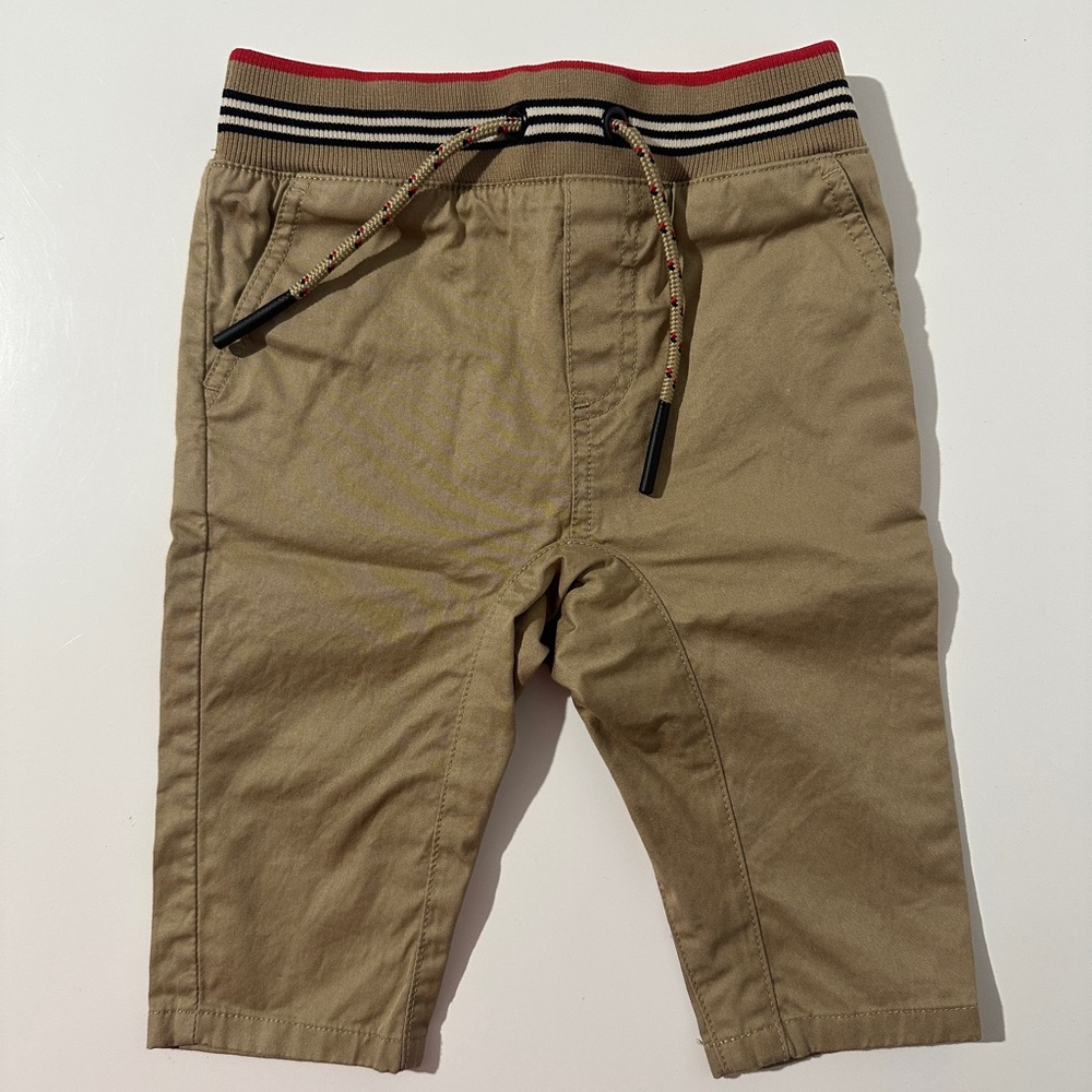 Burberry Tan and Red Casual Shorts with Striped Waistband